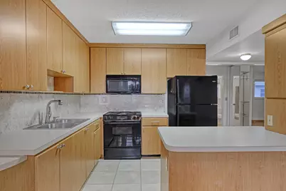 122 Stratford I, West Palm Beach, FL 33417 - Photo 10