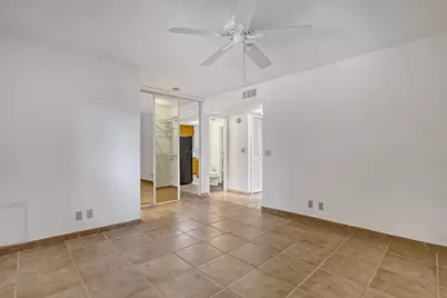122 Stratford I, West Palm Beach, FL 33417 - Photo 18