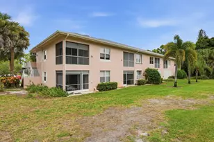 18081 SE Country Club Dr, Jupiter, FL 33469 - Photo 10