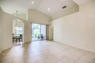 8385 Grand Messina Cir, Boynton Beach, FL 33472 - Photo 10