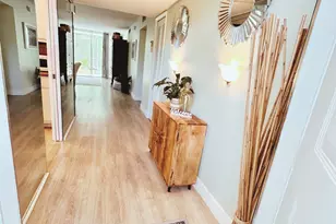 3850 Oaks Clubhouse Dr, Pompano Beach, FL 33069 - Photo 2
