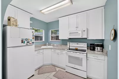 1140 NE 17th Avenue, Fort Lauderdale, FL 33304 - Photo 38