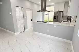 3705 Valais Dr, Hollywood, FL 33021 - Photo 12