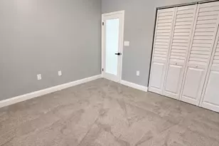 3705 Valais Dr, Hollywood, FL 33021 - Photo 22