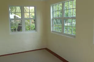 832 Biscayne Dr, West Palm Beach, FL 33401 - Photo 16