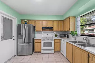9825 Walnut Tree Way, Boynton Beach, FL 33436 - Photo 12