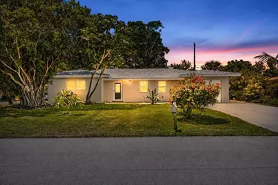 902 Garnett Street, Lantana, FL 33462 - Photo 1