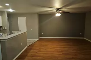 4751 Via Palm Lakes, West Palm Beach, FL 33417 - Photo 2