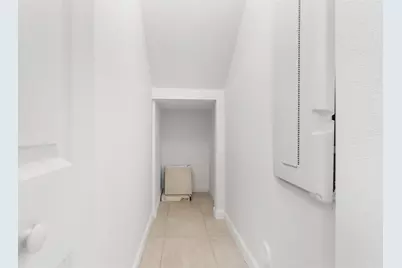 20554 NE 2nd Court, Miami, FL 33161 - Photo 32