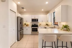 20554 NE 2nd Ct, Miami, FL 33161 - Photo 10