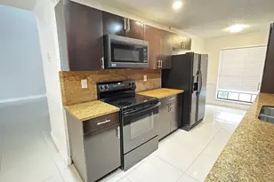3468 Cluster Rd, Miramar, FL 33025 - Photo 6