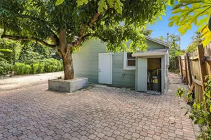 618 S Pine St, Lake Worth, FL 33460 - Photo 4