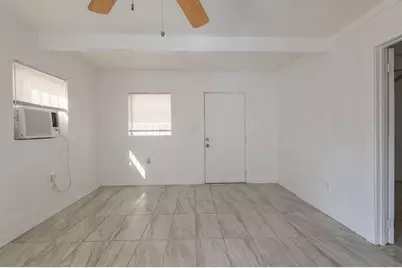 2516 Ave L #Unit b, Fort Pierce, FL 34947 - Photo 14
