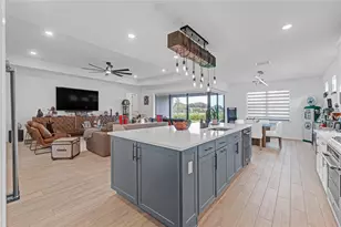 4566 Silverwood Ln N, Oakland Park, FL 33309 - Photo 10