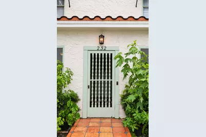 234 E Greenwood Drive, West Palm Beach, FL 33405 - Photo 6