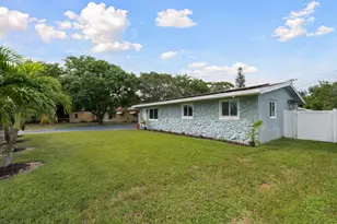 3767 SW 16th Ct, Fort Lauderdale, FL 33312 - Photo 2