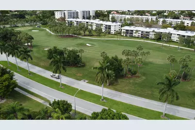 297 Deer Creek Boulevard #1305, Deerfield Beach, FL 33442 - Photo 16
