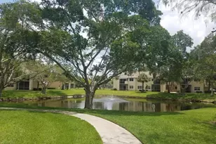 840 Cypress Park Way, Pompano Beach, FL 33064 - Photo 10