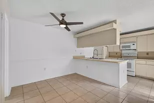 2405 24th Ct, Jupiter, FL 33477 - Photo 6