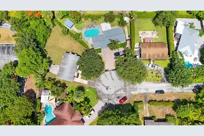 2219 W Pineridge Court, Delray Beach, FL 33444 - Photo 18
