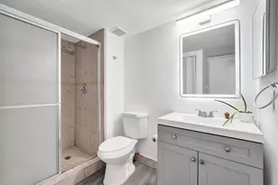 310 Lakeview Dr, Weston, FL 33326 - Photo 26