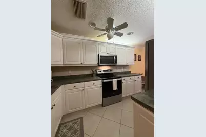 21638 Coronado Avenue, Boca Raton, FL 33433 - Photo 6