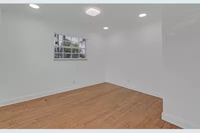 1820 NW 33rd Street, Oakland Park, FL 33309 - Photo 20