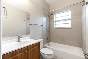 1235 NW 27th Ave, Pompano Beach, FL 33069 - Photo 18