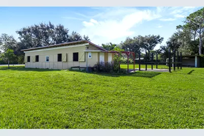 16693 Deer Path Lane, Wellington, FL 33470 - Photo 22
