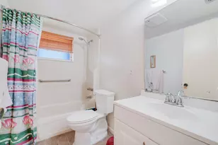 1990 NE 33rd St, Lighthouse Point, FL 33064 - Photo 10