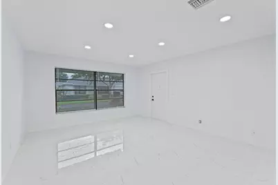 9880 Chestnut Tree Terrace #B, Boynton Beach, FL 33436 - Photo 4