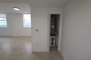 115 SW 11th St, Miami, FL 33130 - Photo 6