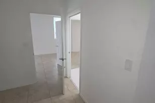 115 SW 11th St, Miami, FL 33130 - Photo 14