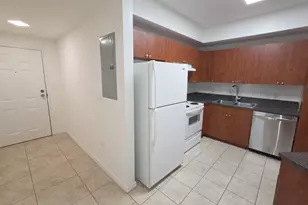 115 SW 11th St, Miami, FL 33130 - Photo 10
