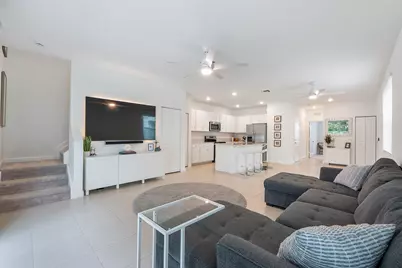 4567 Hollister Avenue, Lake Worth, FL 33463 - Photo 8