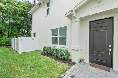 4567 Hollister Avenue, Lake Worth, FL 33463 - Photo 2