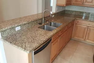 708 NW 83rd Pl, Boca Raton, FL 33487 - Photo 6