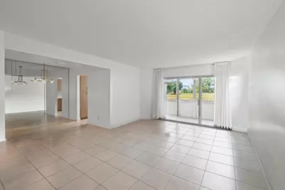 3871 Via Poinciana #104, Lake Worth, FL 33467 - Photo 4