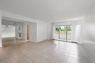 3871 Via Poinciana, Lake Worth, FL 33467 - Photo 4