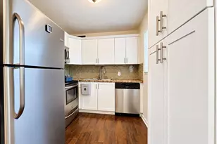 200 Northampton J, West Palm Beach, FL 33417 - Photo 4