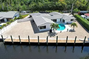2341 SW 26th Ave, Fort Lauderdale, FL 33312 - Photo 2
