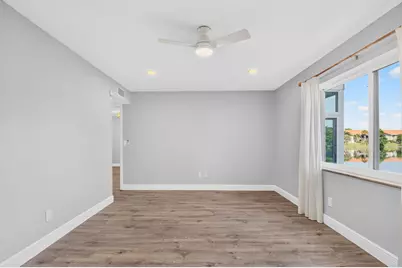 163 Lake Evelyn Drive, West Palm Beach, FL 33411 - Photo 20