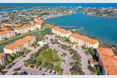 19 Harbour Isle Drive W #106, Fort Pierce, FL 34949 - Photo 1