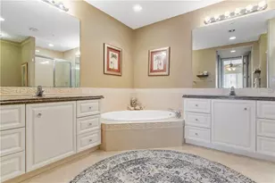 19 Harbour Isle Dr W, Fort Pierce, FL 34949 - Photo 18