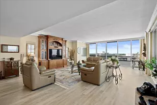 100 Lakeshore Dr, North Palm Beach, FL 33408 - Photo 4