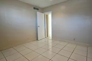 6061 N Falls Cir Dr, Lauderhill, FL 33319 - Photo 40