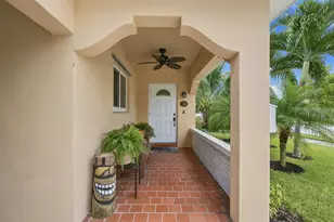 330 Cornell Dr, Lake Worth Beach, FL 33460 - Photo 4