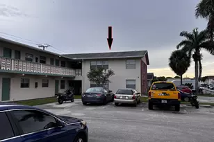 250 NE 40th St, Oakland Park, FL 33334 - Photo 1