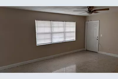 250 NE 40th Street #38, Oakland Park, FL 33334 - Photo 8