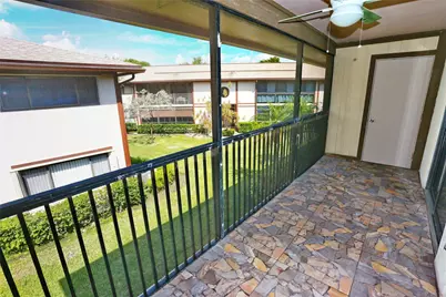 9712 S Belfort Circle, Tamarac, FL 33321 - Photo 30